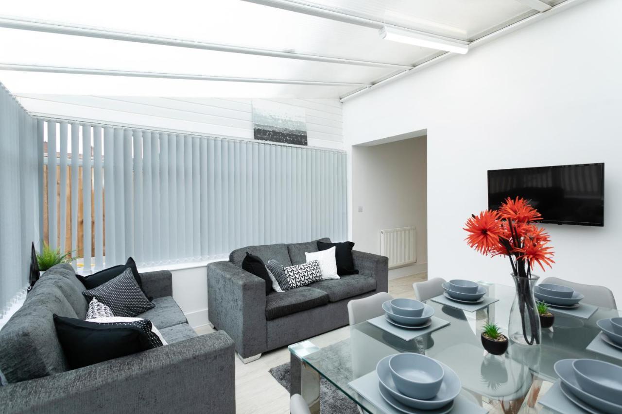 Holiday home Serviced