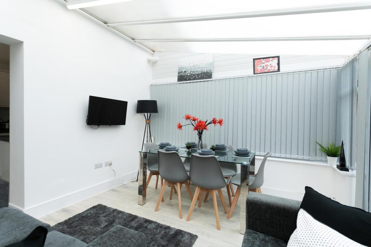 Serviced Holiday home Nottingham